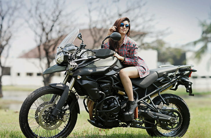 HD wallpaper: Girl on motorcycle, black sports bike, background | Wallpaper  Flare