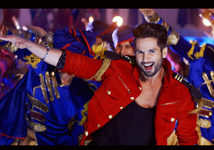 Shahid Kapoor In Haider Movie HD Wallpapers Wallpaper, HD Movies 4K  Wallpapers, Images and Background - Wallpapers Den