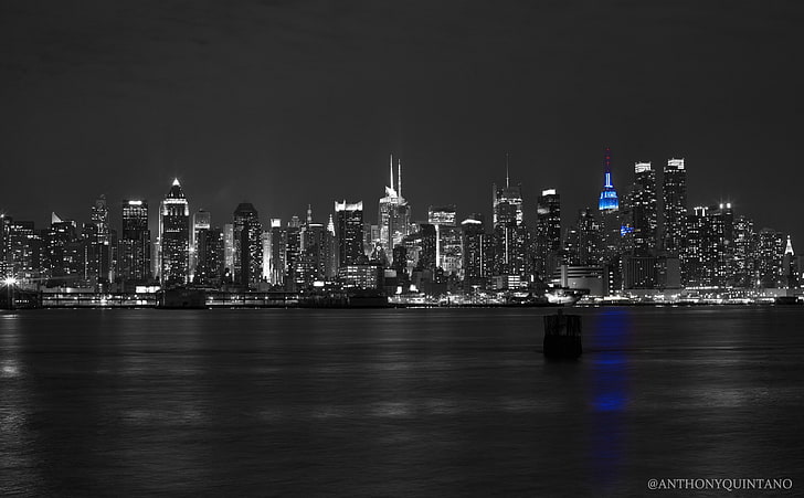 New York City, grayscale photo of city skyline, Black and White