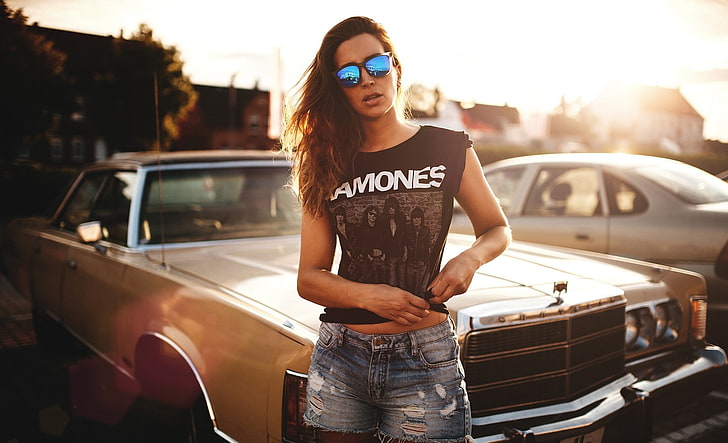 women, sunglasses, T-shirt, car, jean shorts, portrait, sunset, HD wallpaper