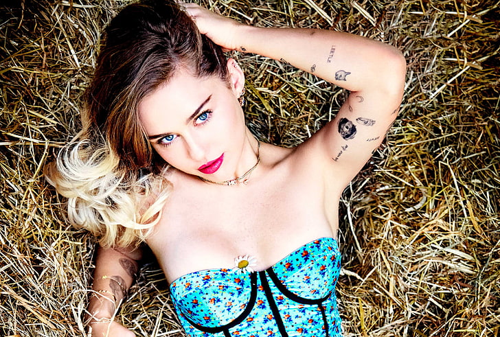 miley cyrus, celebrities, girls, music, hd, looking at camera