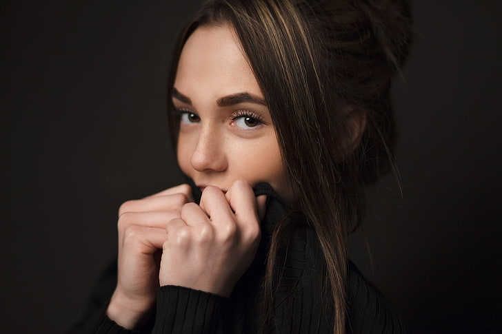 women, face, portrait, simple background, Olga Katysheva, black sweater