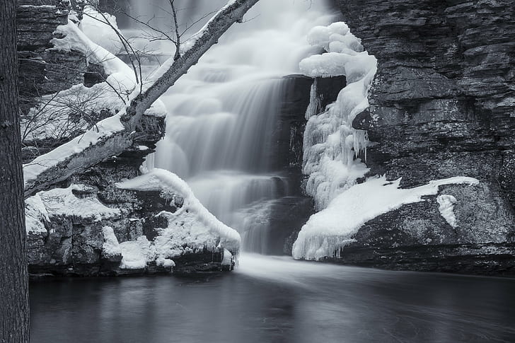 water fall photo, Deer Leap Falls, Dingmans  Ferry, March, Ice