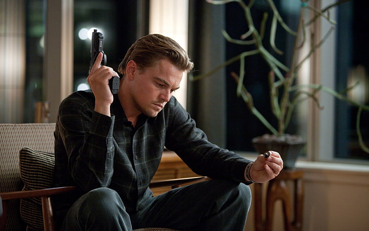 Leonardo DiCaprio, gun, sitting, looks, Beginning, Yula, Inception