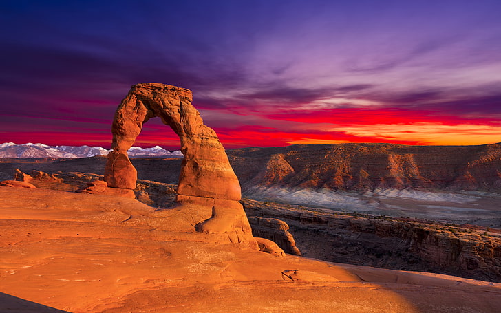 Sunset Red Clouds Delicate Arch Arches National Park Utah United States Hd Wallpapers For Mobile Phones Tablet And Laptops 5200×3250