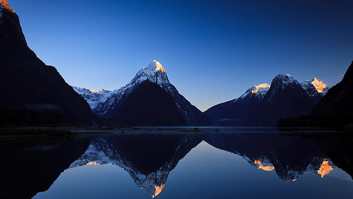 body of water and glacier mountain at day time, mountains, Milford Sound, HD wallpaper