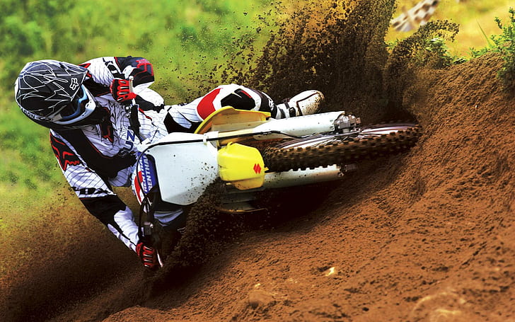 Suzuki Motocross Bike Race, bikes and motorcycles, HD wallpaper