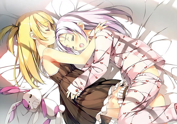 bed, blonde, blushing, fangs, hugging, pyjamas, sleeping, Takayama Maria, HD wallpaper