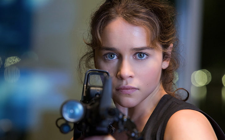 Emilia Clarke, women, actress, face, blue eyes, weapon, Terminator