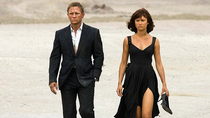 HD wallpaper: Daniel Craig, James Bond, Quantum of Solace, Olga Kurylenko |  Wallpaper Flare
