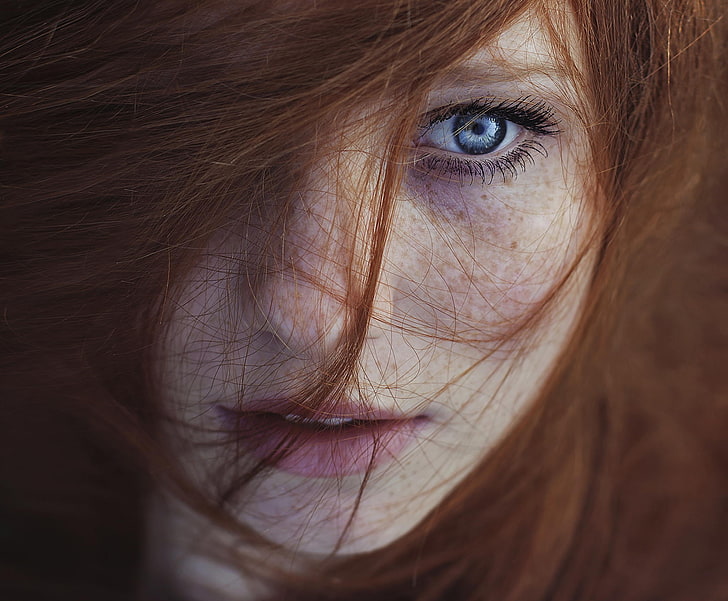 women, redhead, blue eyes, juicy lips, freckles, one person
