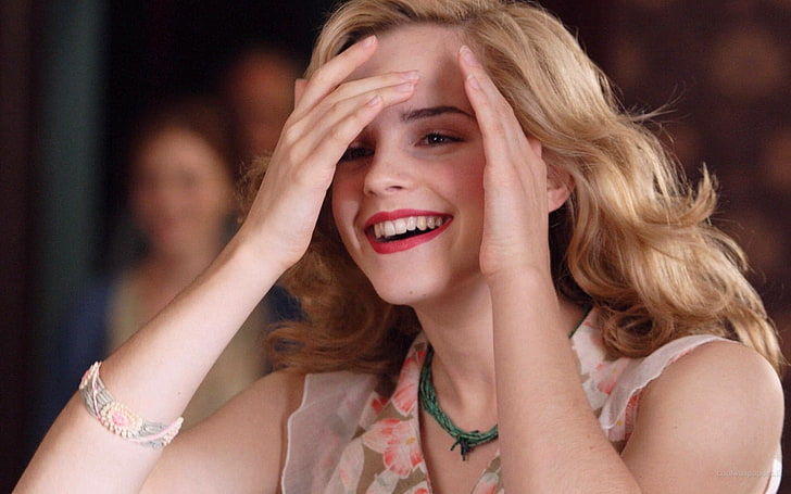 Emma Watson, actress, bracelets, necklace, smiling, celebrity, HD wallpaper