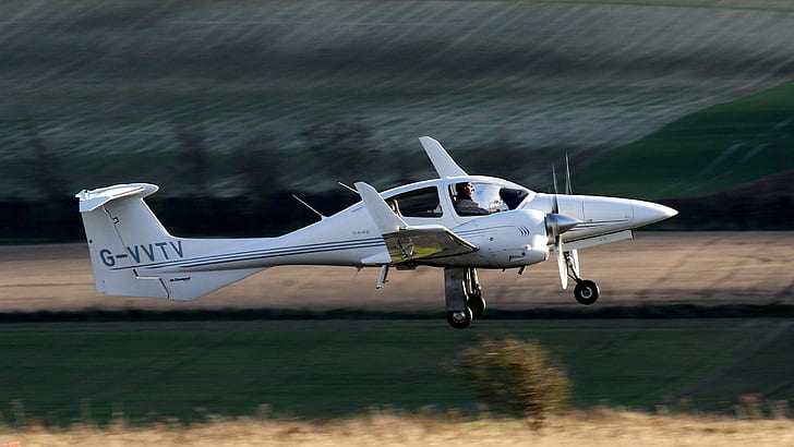 Diamond DA42, twin-engine, aircraft