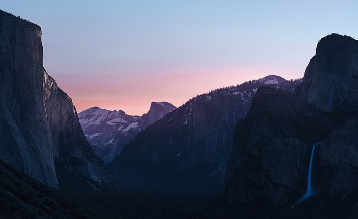 brown mountains, Yosemite National Park, Yosemite Falls, sunset