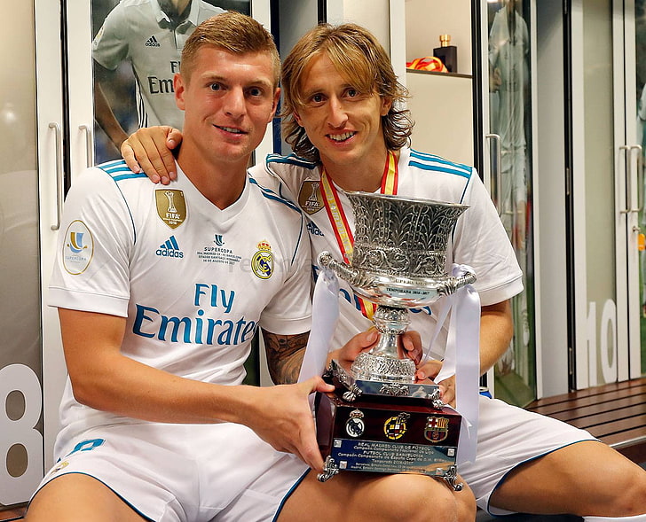 Toni Kroos, Luka Modric, Real Madrid, smiling, women, indoors
