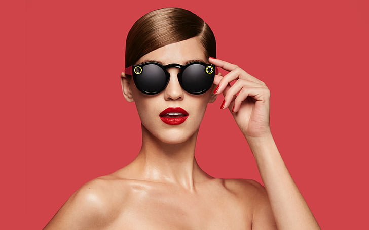 woman with black sunglasses with red backghround, Snapchat Sunglasses