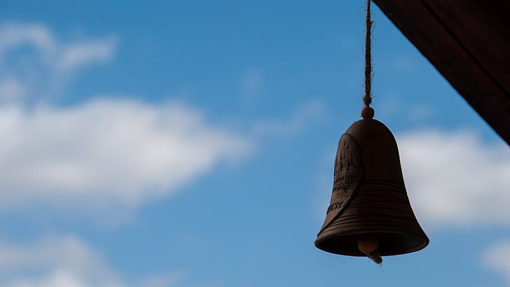 depth of field sky bell wind chimes, hanging, low angle view, HD wallpaper
