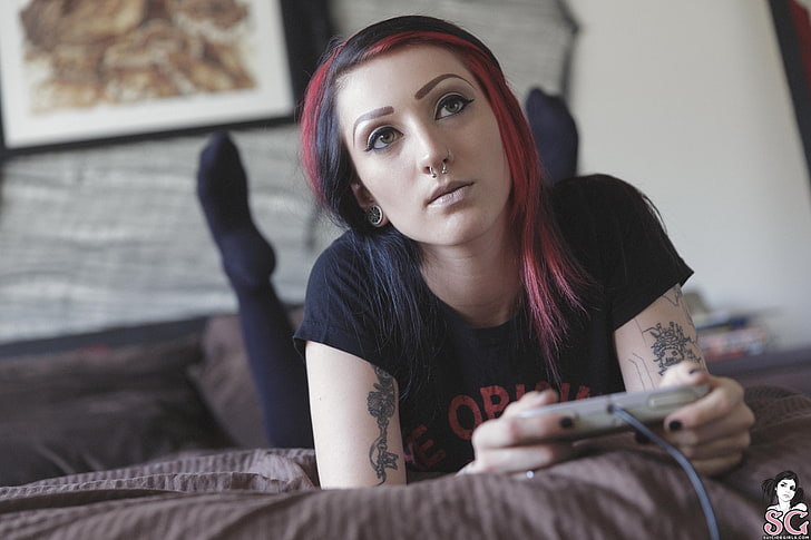 Suicide girls free photos