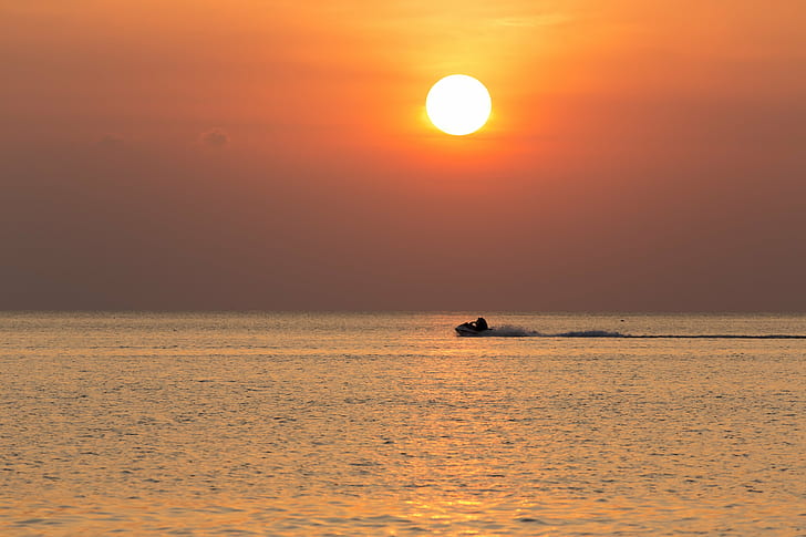 Sunset on ocean, Jetski, ocean  sea, minimalism, water, outdoor, HD wallpaper