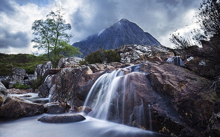 Waterfall On River Coupal And Mountain Buachaille Etive Mor In Glen Coe Scotland Landscape Photography Wallpaper Hd 2880×1800, HD wallpaper