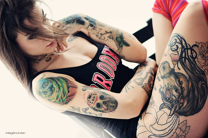 Gril with tattoos, skin tattoos, girl, light, woman, look, shirt