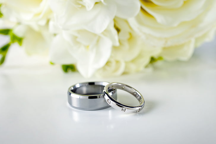 two silver-colored bands, rings, couple, wedding, flowers, jewelry, HD wallpaper