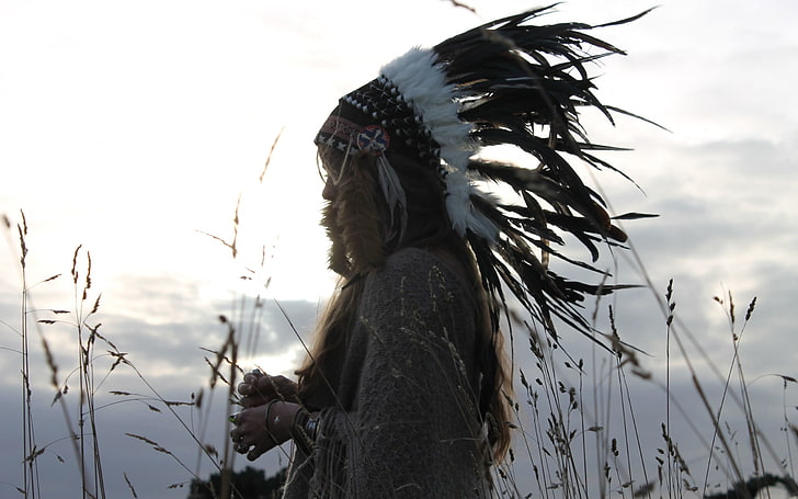 black and white headdress, Native Americans, women, women outdoors