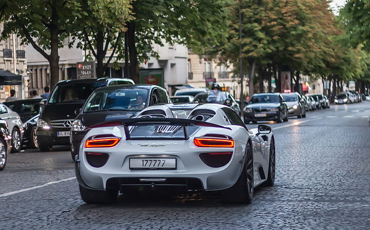 silver sports car in the middle of road during daytime, Back, HD wallpaper