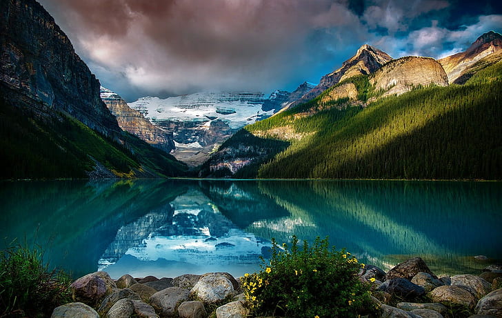 clouds, snow, Lake Louise, forest, calm waters, reflection, HD wallpaper