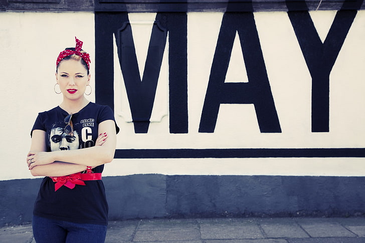 Imelda May, singer, rockabilly, women, one person, front view