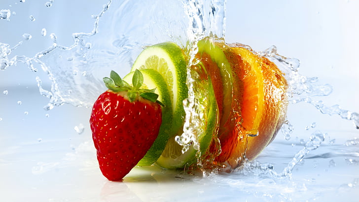 slice of citrus fruit and strawberry with splash of water, lime, HD wallpaper