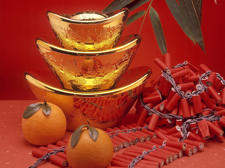 three Chinese gold bars, figure, fabric, patterns, tangerines