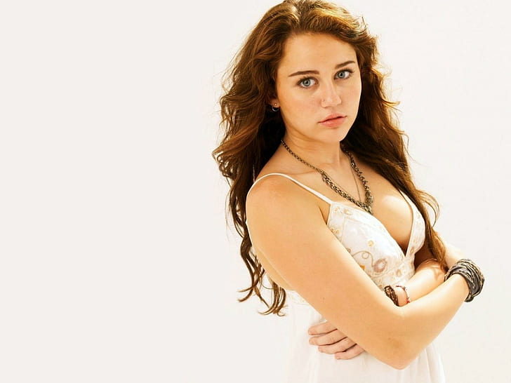 Miley Cyrus miley cyrus singer HD phone wallpaper  Peakpx