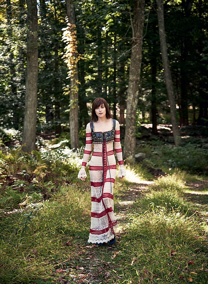 Dakota Johnson, actress, women outdoors, tree, plant, land, HD wallpaper